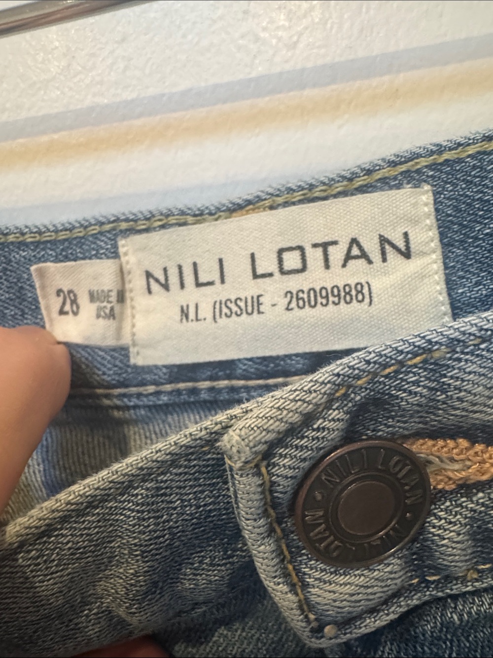 Nili Lotan SHON Barrel Leg Jeans Summer Wash 28 - Picture 5 of 10